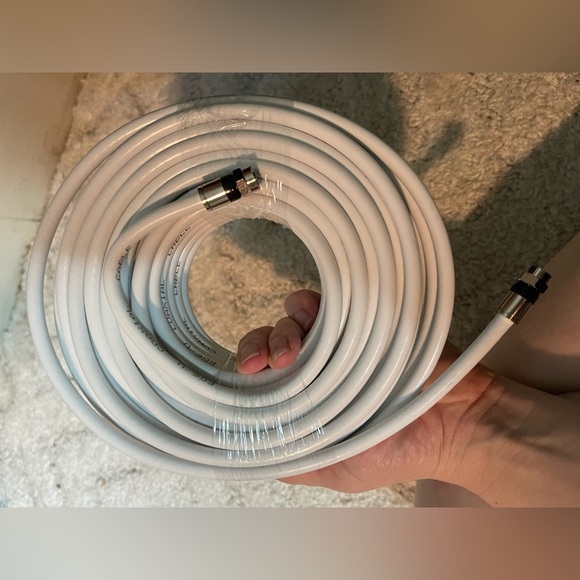 Amazboost Cell Phone Booster for Home -up to 2 500 SQ FT Cell Signal A1 - Picture 4 of 9
